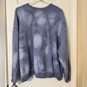 Women’s Blue Tie-Dye Sweater size XL